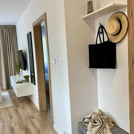 Nr 11 - Wakacyjna 5 * Mielno (Koszalin)